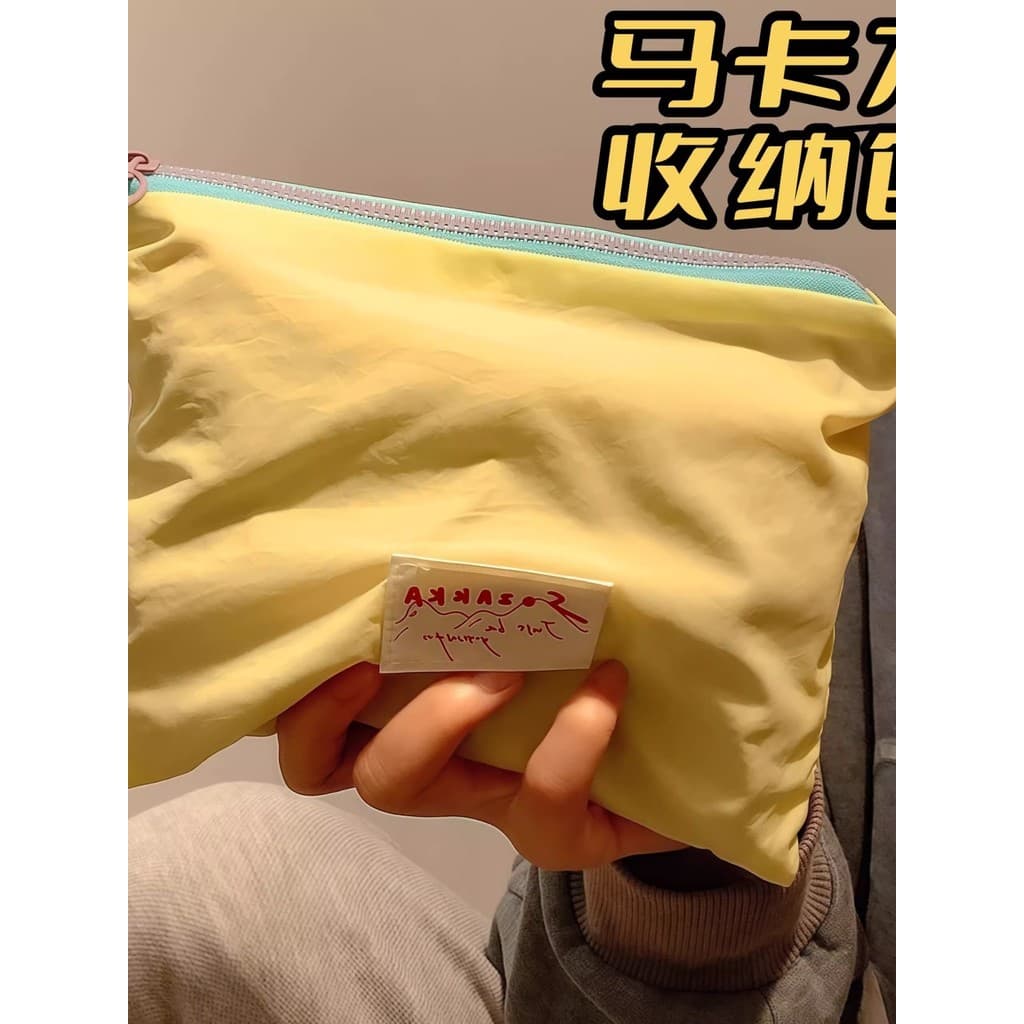 Macaron armazenamento passeio portátil simples pequeno saco contraste cor dopamina fino saco cosmético mudança batom sac