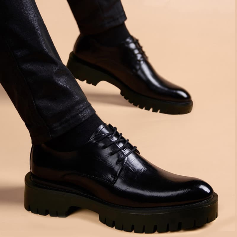 Sapatos de couro de sola grossa masculino couro genuíno 2026 novos sapatos casuais masculinos outono inverno britânico a