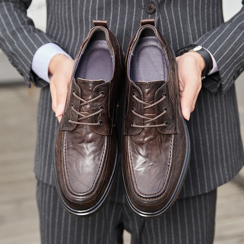 Sapatos de couro Formal de primeira camada de couro Casual de negócios masculino couro genuíno dedo do pé redondo polido