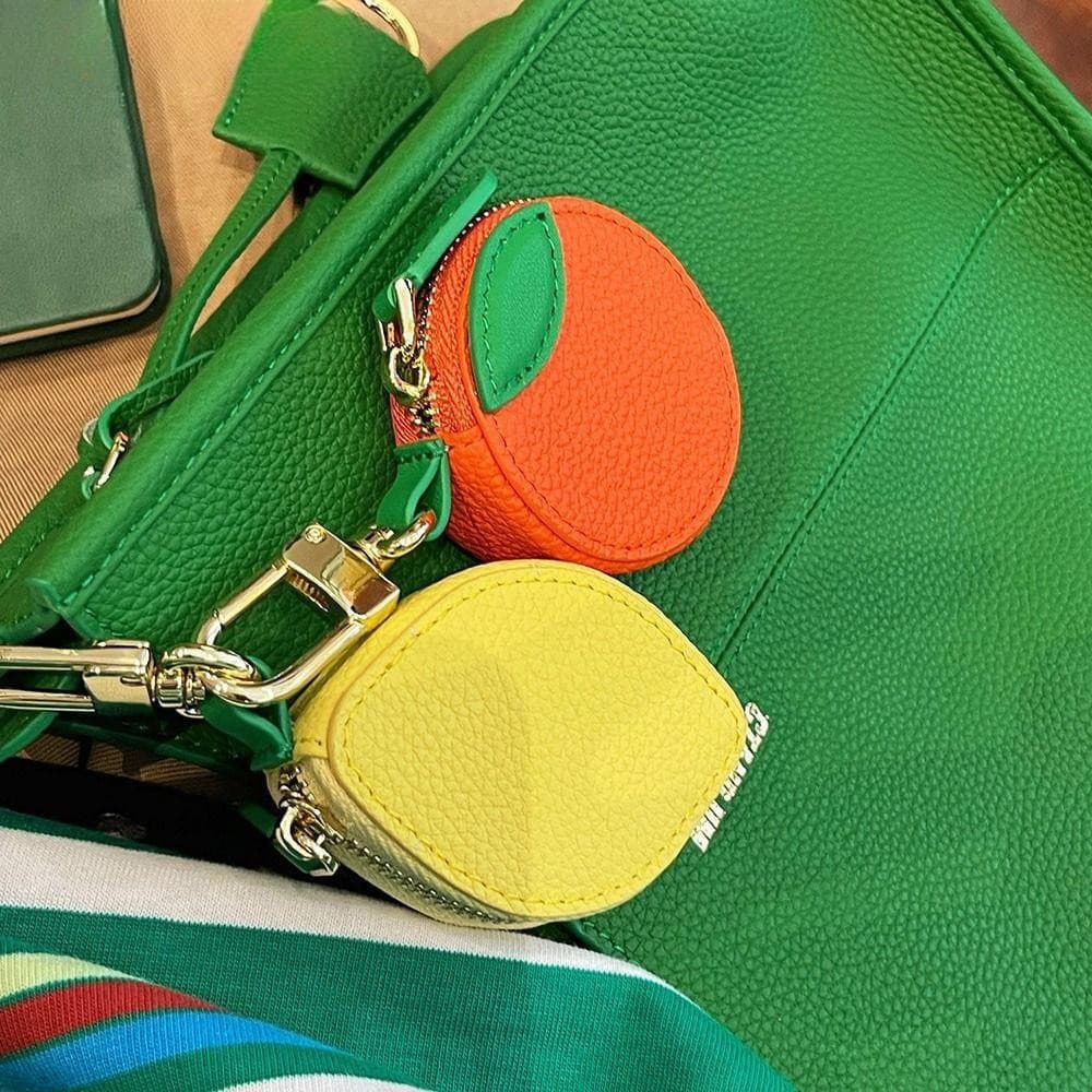 Pingente de couro PU Perry 1, porta-moedas em formato de fruta com zíper cor cereja, chaveiro de morango para fones de o