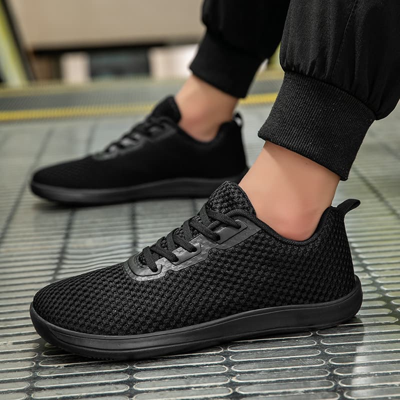 2026 verão sapatos masculinos respirável tênis de corrida All-Match malha sapatos sola macia preto malha tênis estilo ca