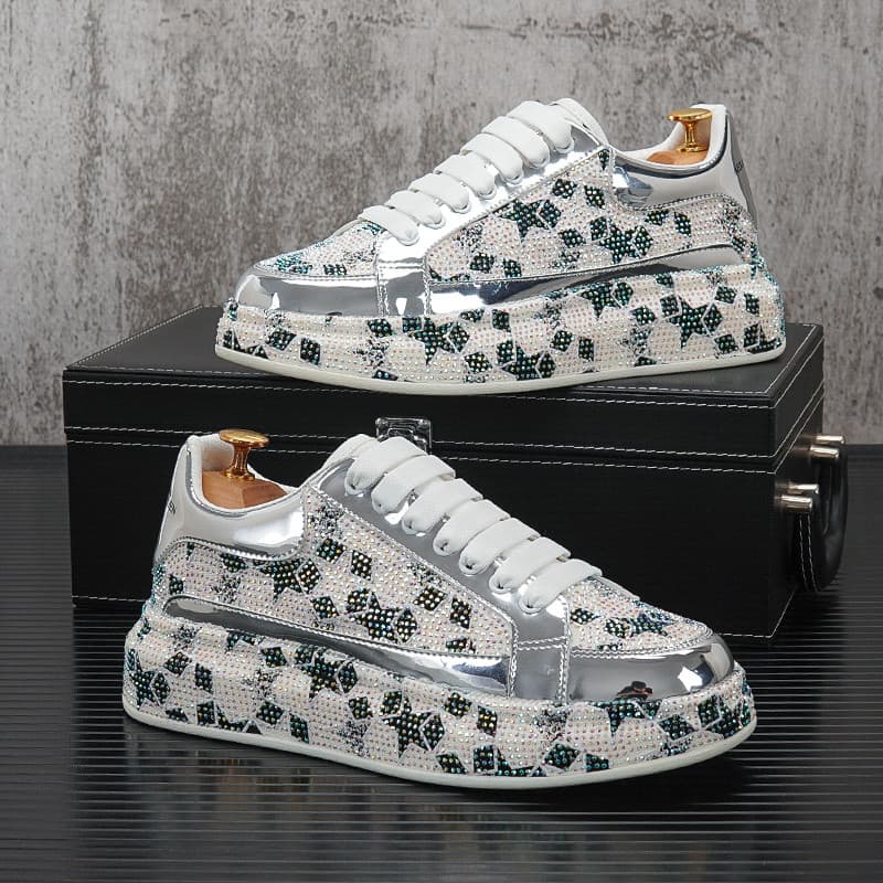 Estação Europeia Sapatos Masculinos 2026 Novo Estilo Influenciador Street Wear Full Diamond White Shoes Masculino Sola G