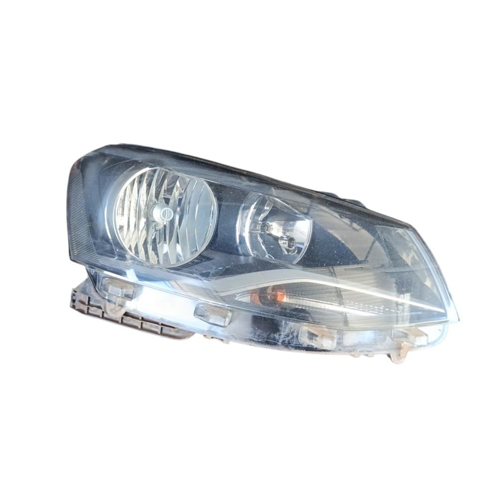 Farol Direito Volkswagen Gol Voyage 2018