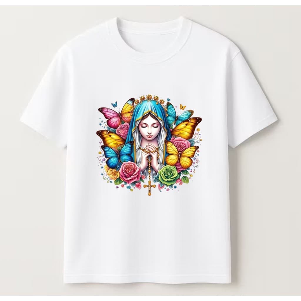 Camiseta Feminina Nossa Senhora com Borboletas e Flores Estampada Manga Curta