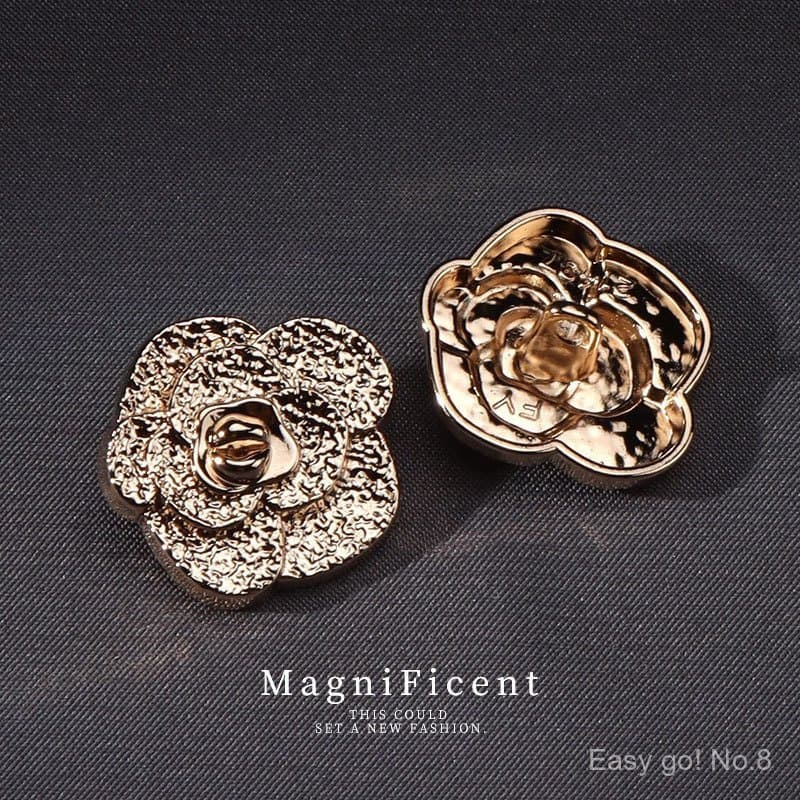10pcs Botões De Roupas Retro Metálicas Gold Flower Para Costura De Camisolas De Malha Feminina Decorativos