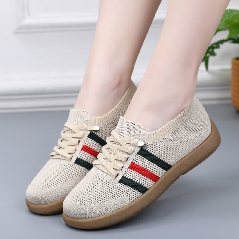 Primavera outono novo estilo elegante estilo ocidental estilo feminino treinamento alemão leve confortável sapatos casua