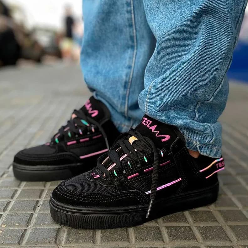 Tênis Tesla Refletivo Coin 34 ao 46 Numerações Especiais Classic Skate Casual Confortável Oferta