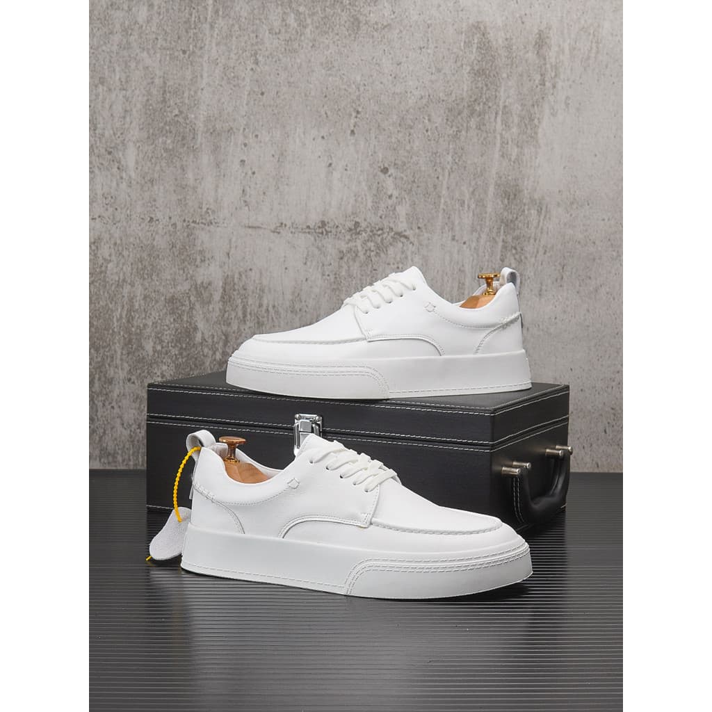 Terno sapatos brancos masculinos 2026 estilo primavera respirável tênis de couro genuíno aumentando sapatos de negócios