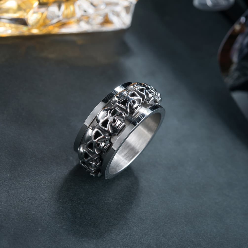 Anel de aço inoxidável com caveira rotativa, venda direta, personalizável, acessório para casais.