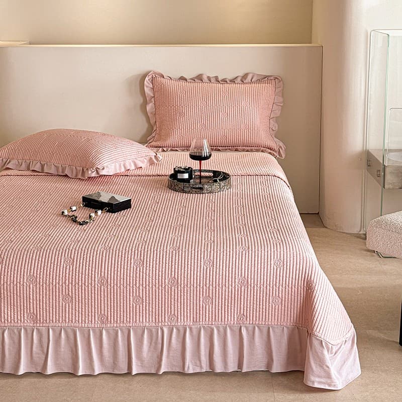 Tencel Capa de cama acolchoada de renda de cor sólida Produto único Conjunto de três peças Simples Macio Amigável à pele