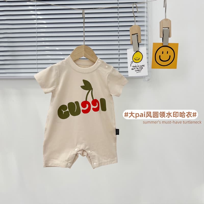 Verão de manga curta ins estilo carta macacão masculino feminino bebê confortável fino Outing roupas macacão do bebê