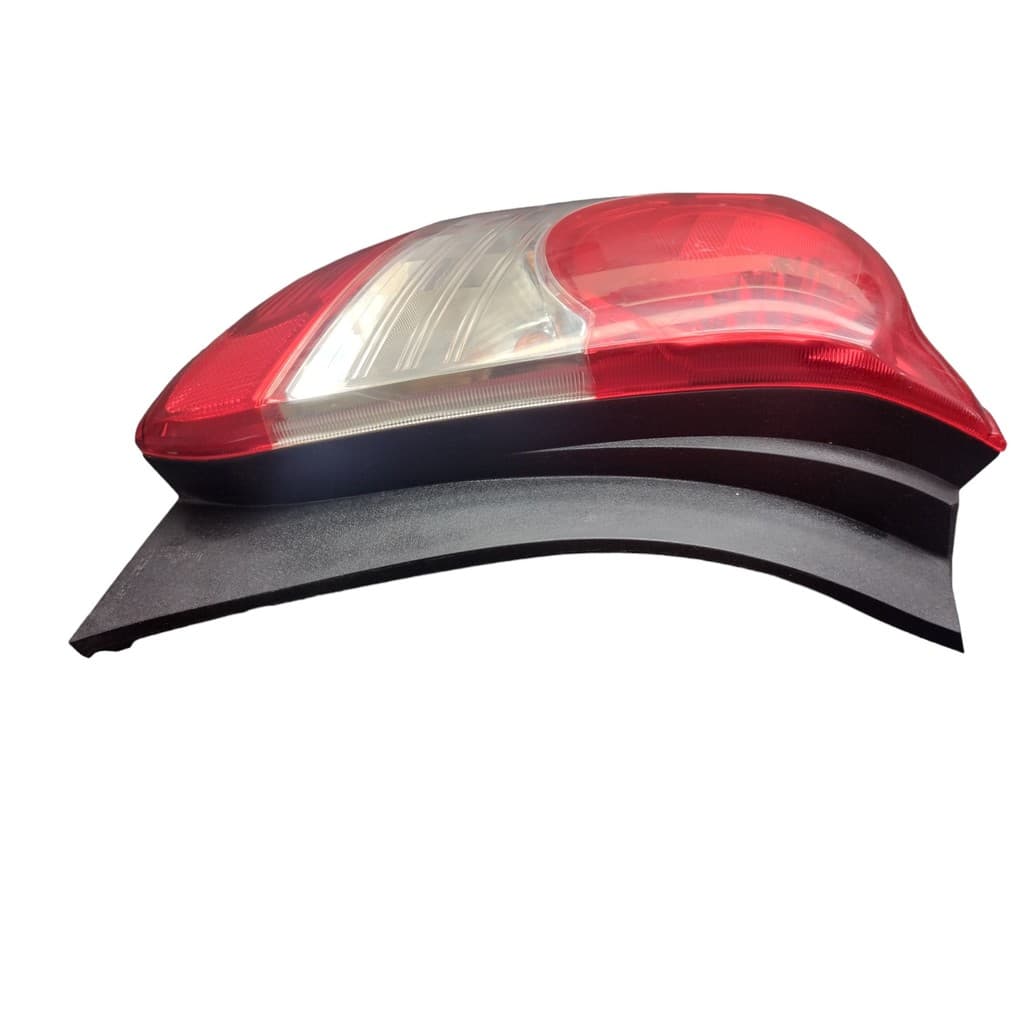 Lanterna Traseira Esquerda Etios Hetchi 2015  Esquerdo Vermelho