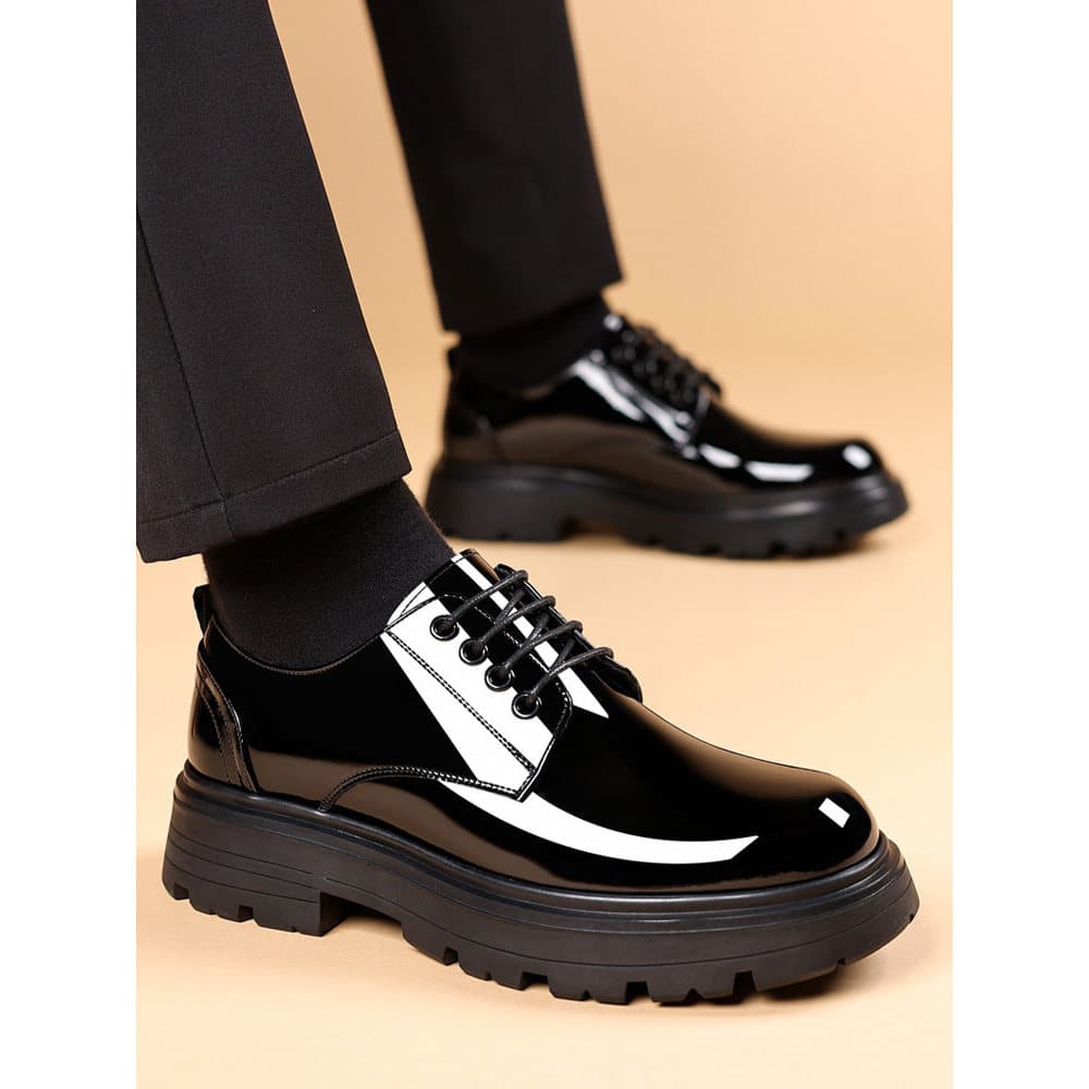 Primavera outono sapatos de couro de sola grossa masculino couro brilhante versão coreana apontou negócios Formal Wear n