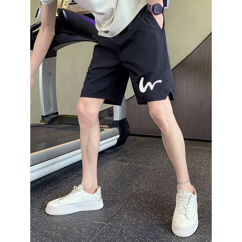 Verão Shorts de seda gelo masculino versão coreana na moda calças casuais de secagem rápida 2026 novo estilo calças médi