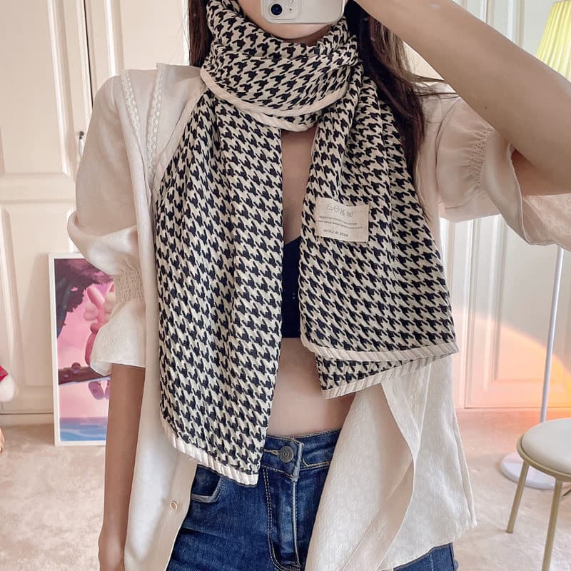 Cachecol de linho de algodão plissado de camada dupla com borda enrolada à mão feminino outono inverno estilo literário