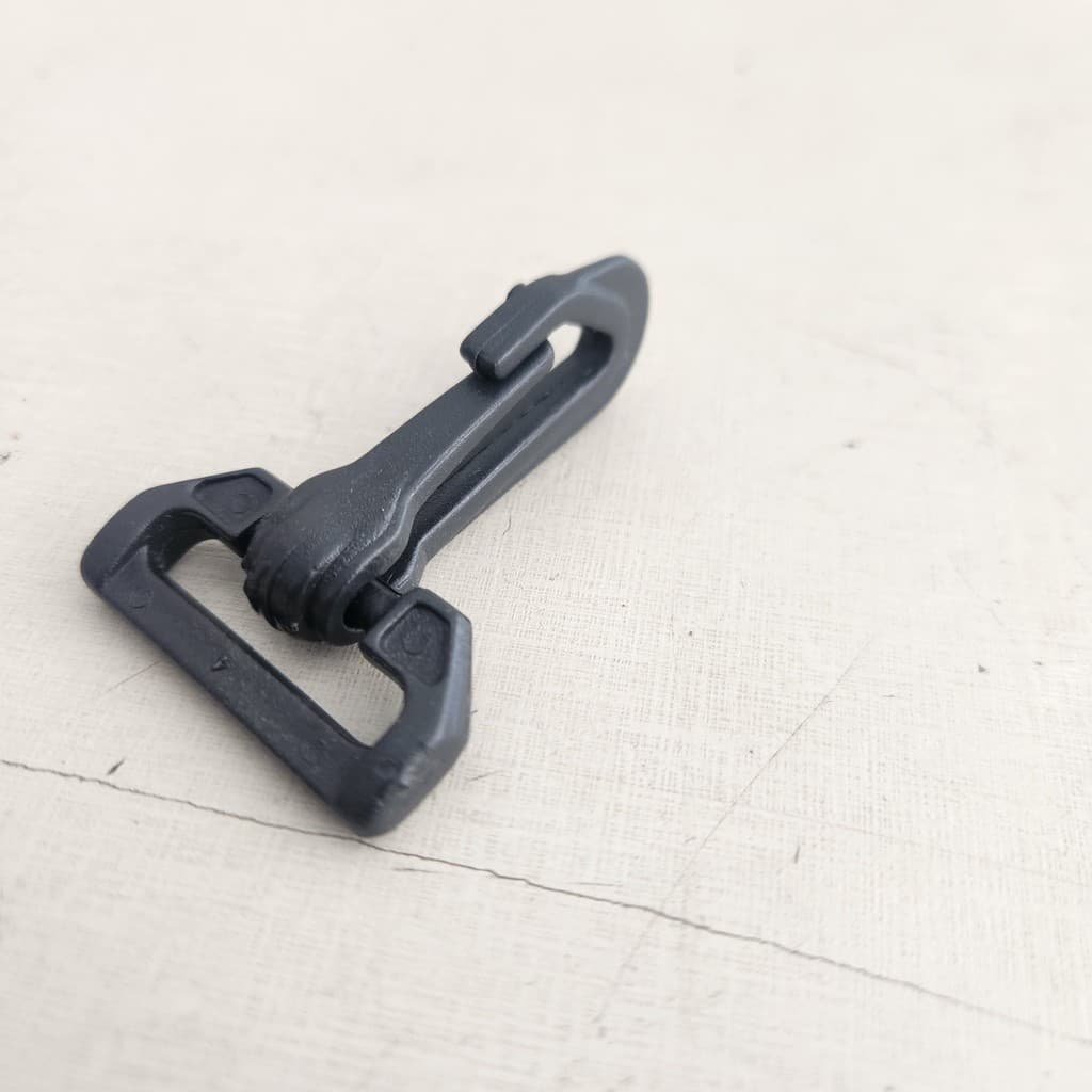 Mosquetão de  Plástico para Alça de 30mm 10un
