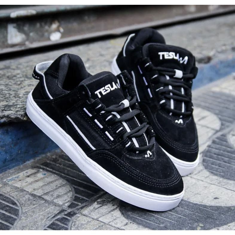 tênis tesla coil unissex masculino feminino casual ,esportivo, skatista confortável ,durável ótima qualidade .