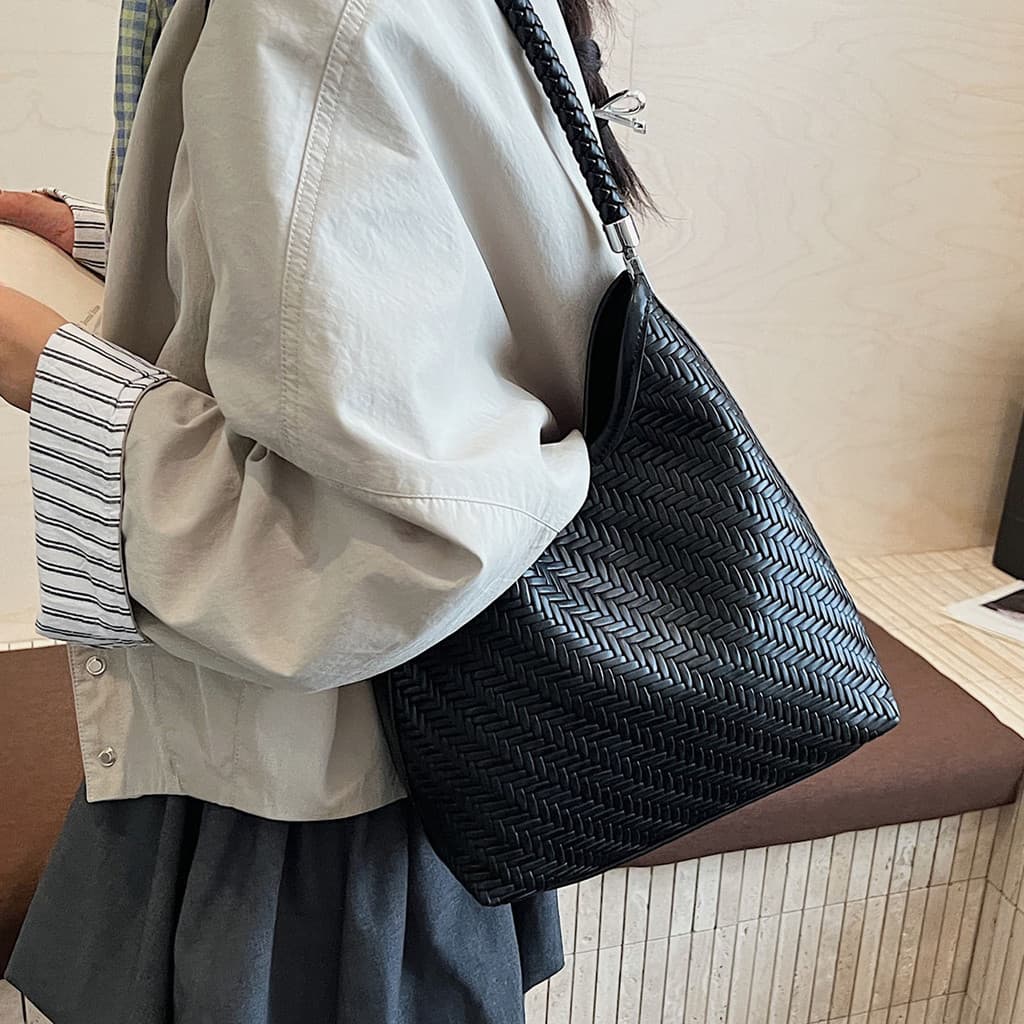 Estilo preguiçoso 2025 novo estilo High-End textura nicho Retro Casual Commuter tecido saco moda grande capacidade bolsa