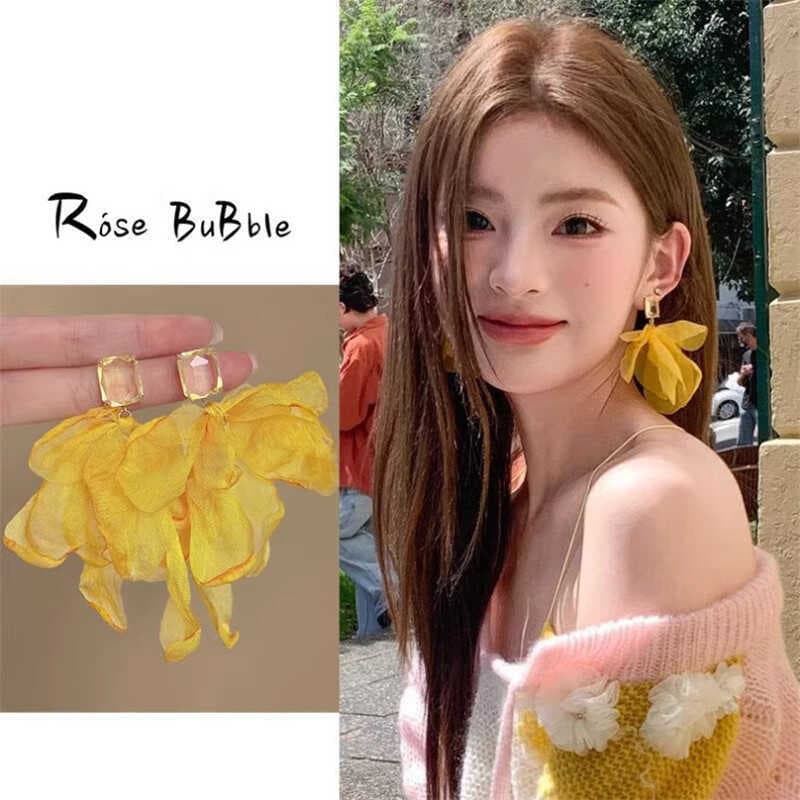 Super fada amarelo flor brincos feminino verão doce pétala temperamento brincos High-End nicho Design requintado brincos