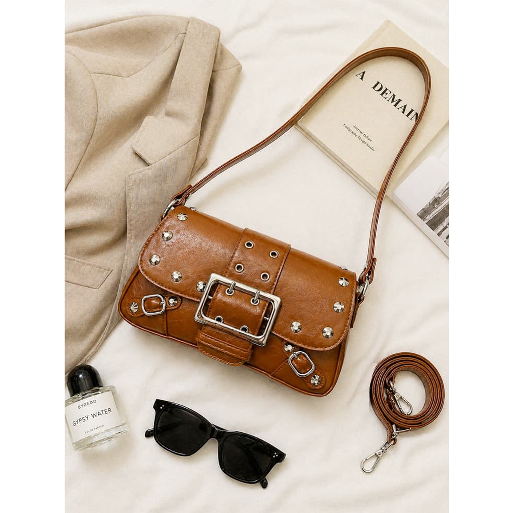 Bolsa Feminina De Ombro Baguete Vintage Com Rebites E Fivela Grande Luxo