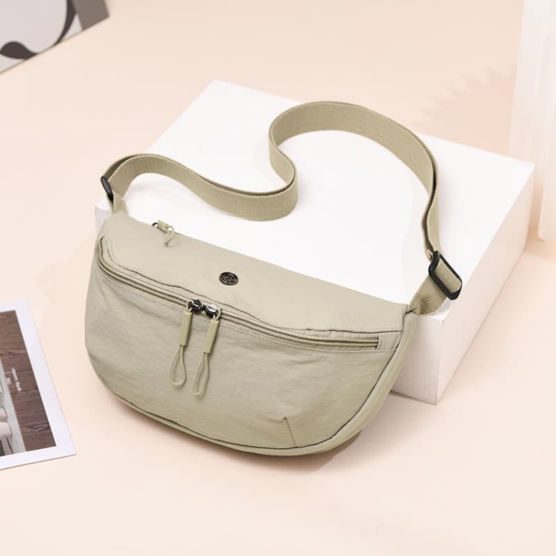 Japonês Ultra-leve à prova dwaterproof água saco do mensageiro feminino Oxford pano Casual All-Match bolsa de ombro náil
