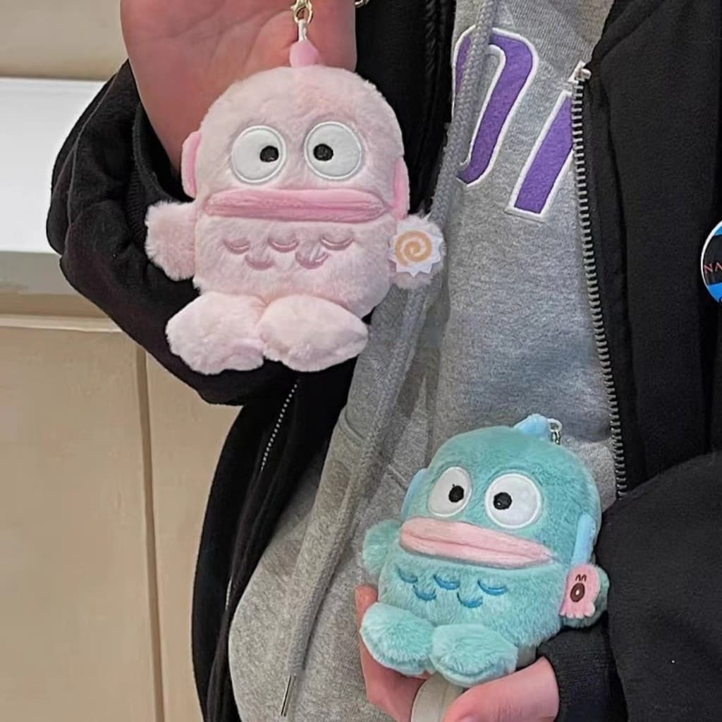 Novo produto pronto estoque Xiaohongshu japonês Hanton palhaço pelúcia feio bonito boneca chaveiro estudante mochila pin