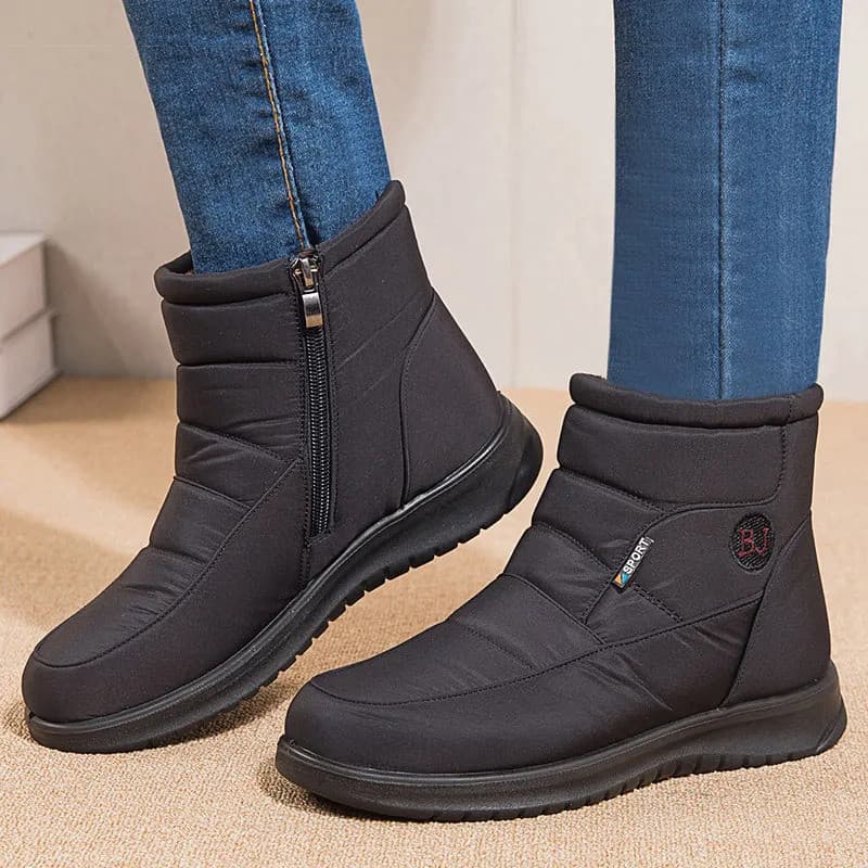 Botas Femininas 2025, Calçados de Inverno para Mulheres, Botas de Cano Curto com Forro de Pelo Quente, Botas Impermeávei