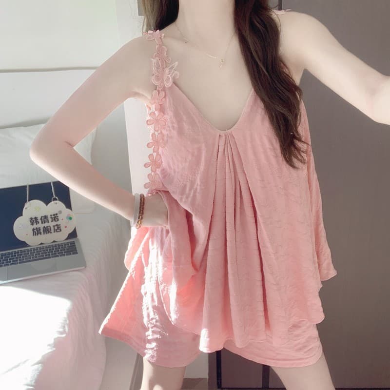 [Pode usar fora] com almofada no peito Suspender Shorts pijamas feminino verão 26 novo estilo doce flor borboleta Homewe