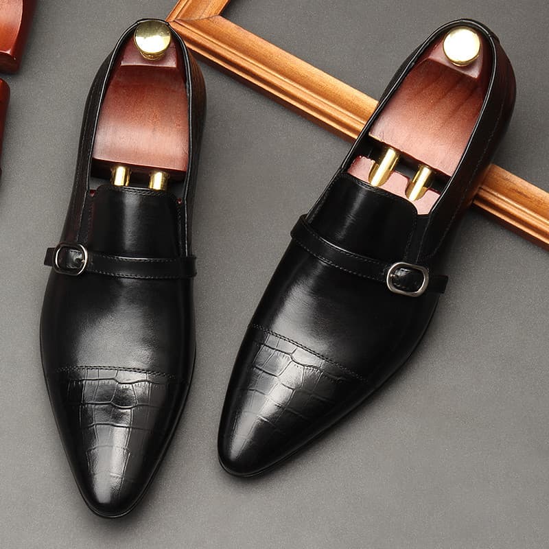 Horsesbit fivela britânica ferradura fivela sapatos de couro masculino couro genuíno apontou Toe jovens versão coreana n