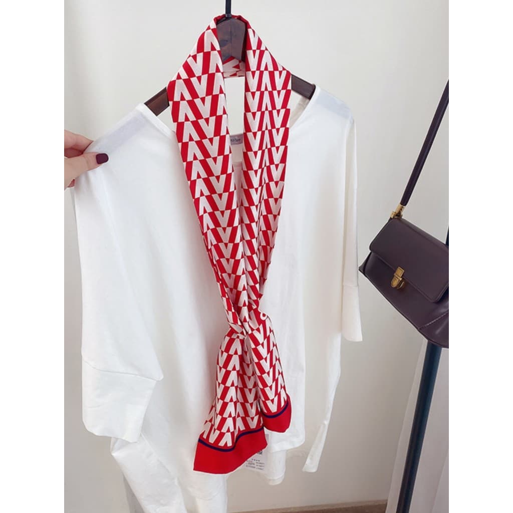Evento de reunião anual vermelho pequeno lenço de seda cachecol feminino primavera outono decoração camisa camiseta estr