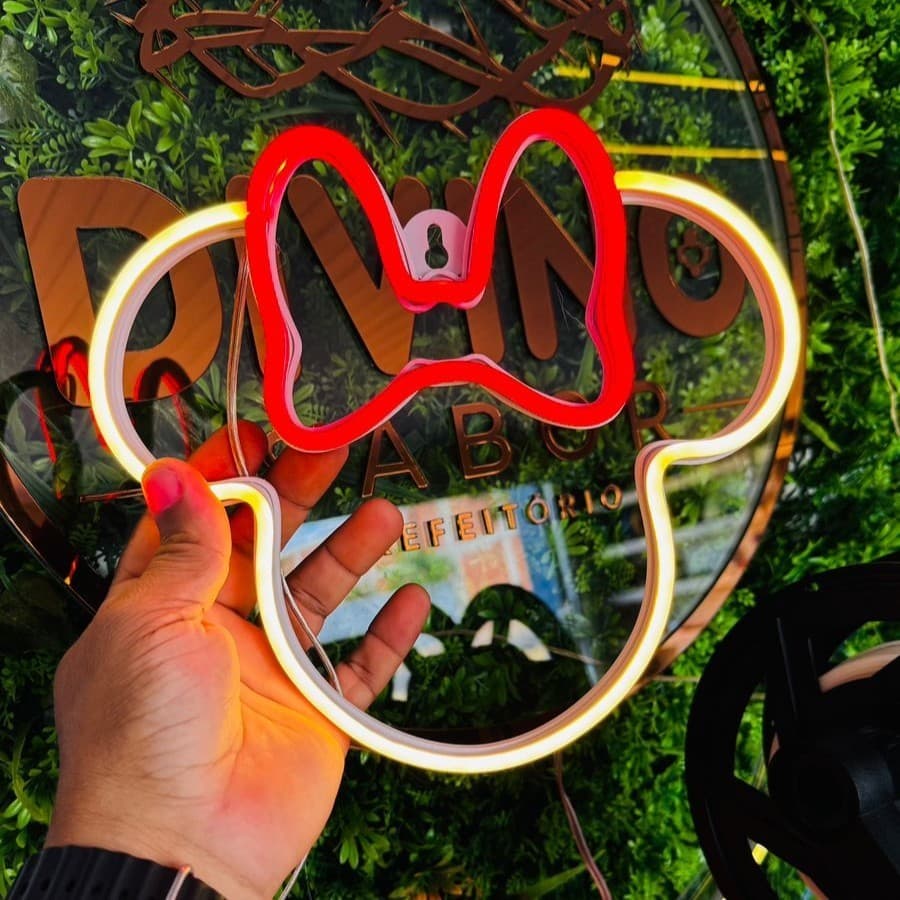 Luminária LED Neon Decorativa 3D Mickey Minnie – Design Moderno e Alto Brilho