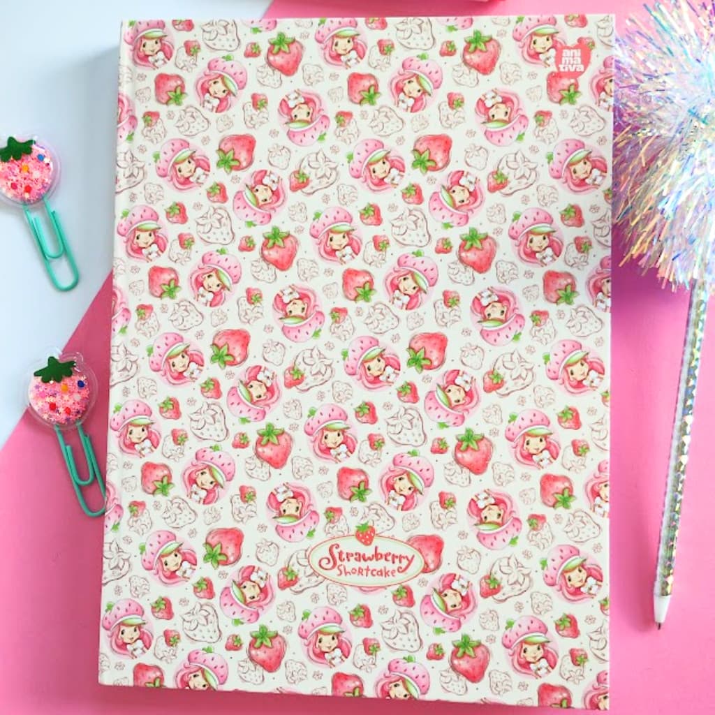 Caderno Brochura Colegial Moranguinho capa com Glitter – 160 Folhas | Animativa