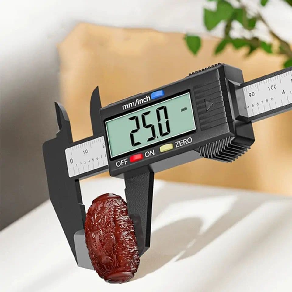 Paquímetro Digital Eletrônico Caliper de Fibra de Carbono Display Lcd Profissional Profissional Até 150mm  MT237