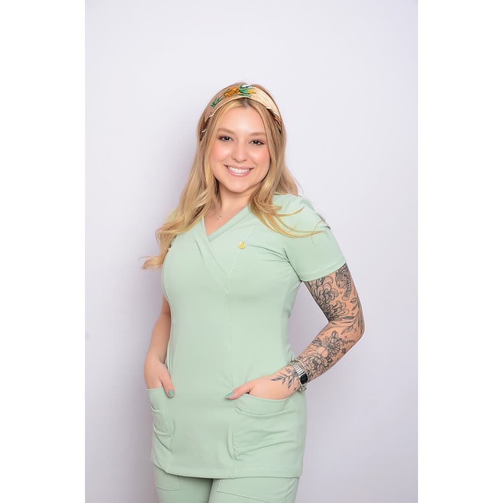 Conjunto Scrub Pijama Cirúrgico Verona Pistache  Toque geladinho Poliamida  Elastano