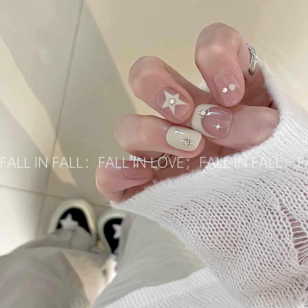 [Queijo leite estrela] francês outono inverno novo estilo estrela diamante simples High-End unhas usadas à mão estilo cu