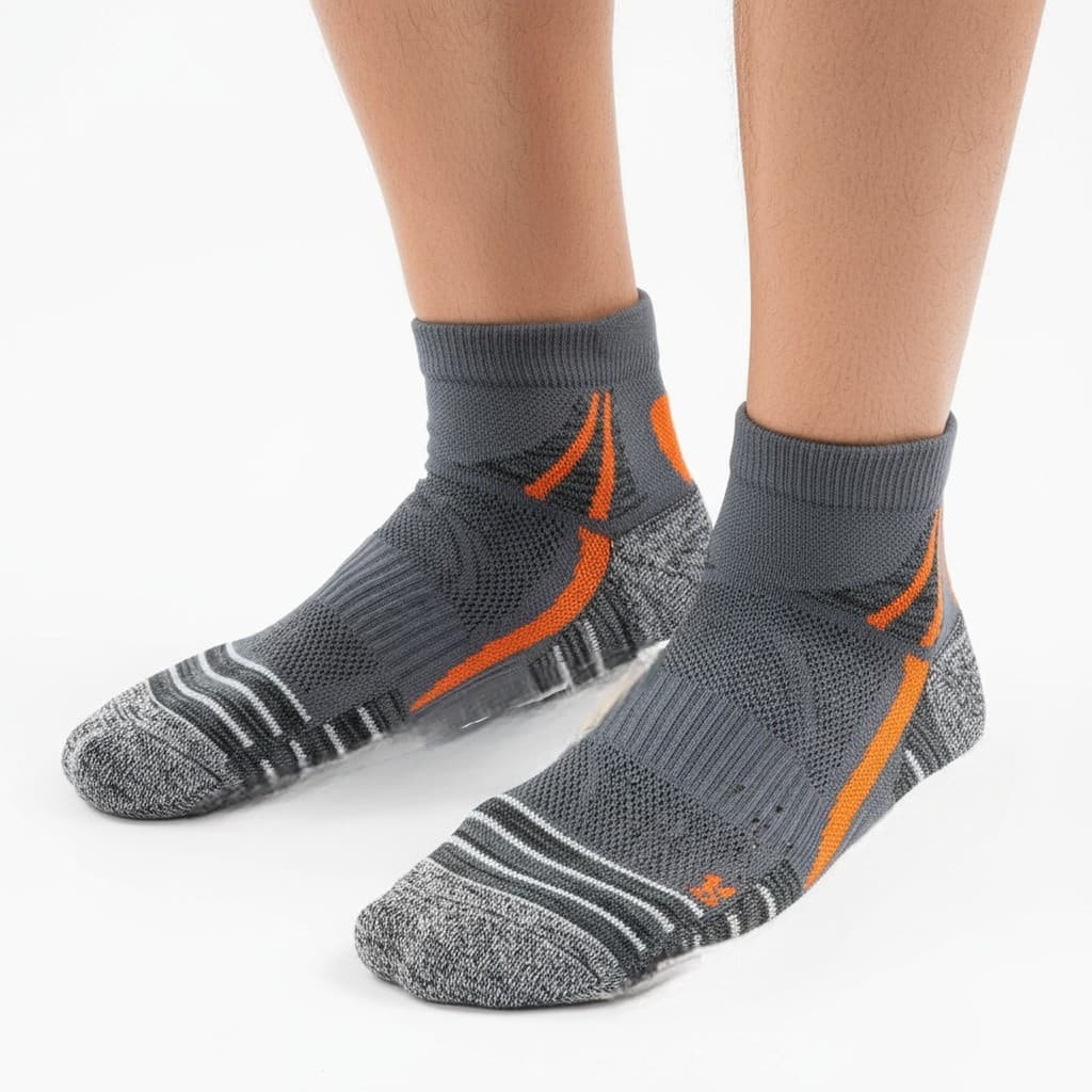Kit 1, 3 ou 6 Pares Aleatorios de Meias Esportivas Masculinas Cano Curto – Tamanho Unico 40 ao 46
