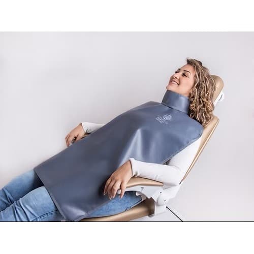 AVENTAL ADULTO PARA PROTEÇÃO RADIOLOGICA TAM 76CMX60CM COM PROTETOR DE TIREOIDE 0,25MM CINZA N MARTINS