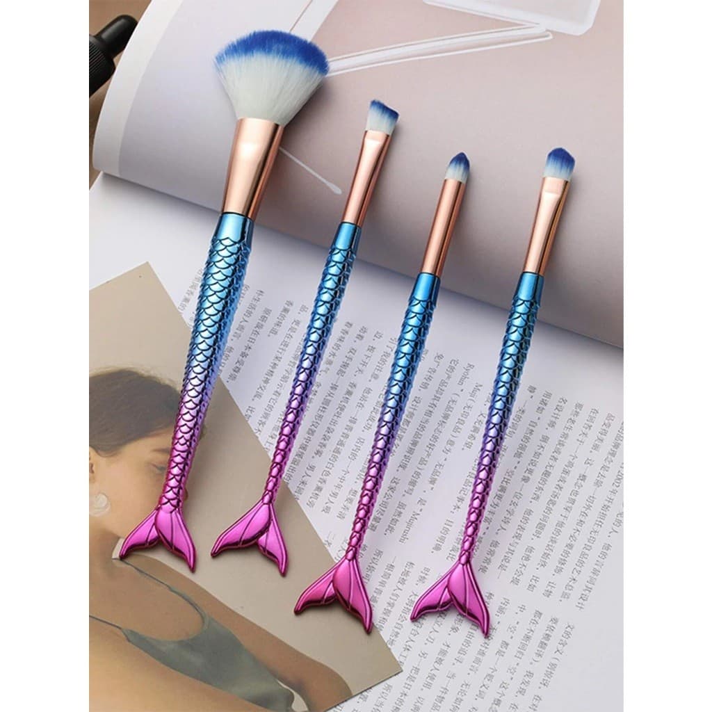 Kit 4 Pincel Sereia de Maquiagem Para Sobra Blush Contorno Pó Sombra