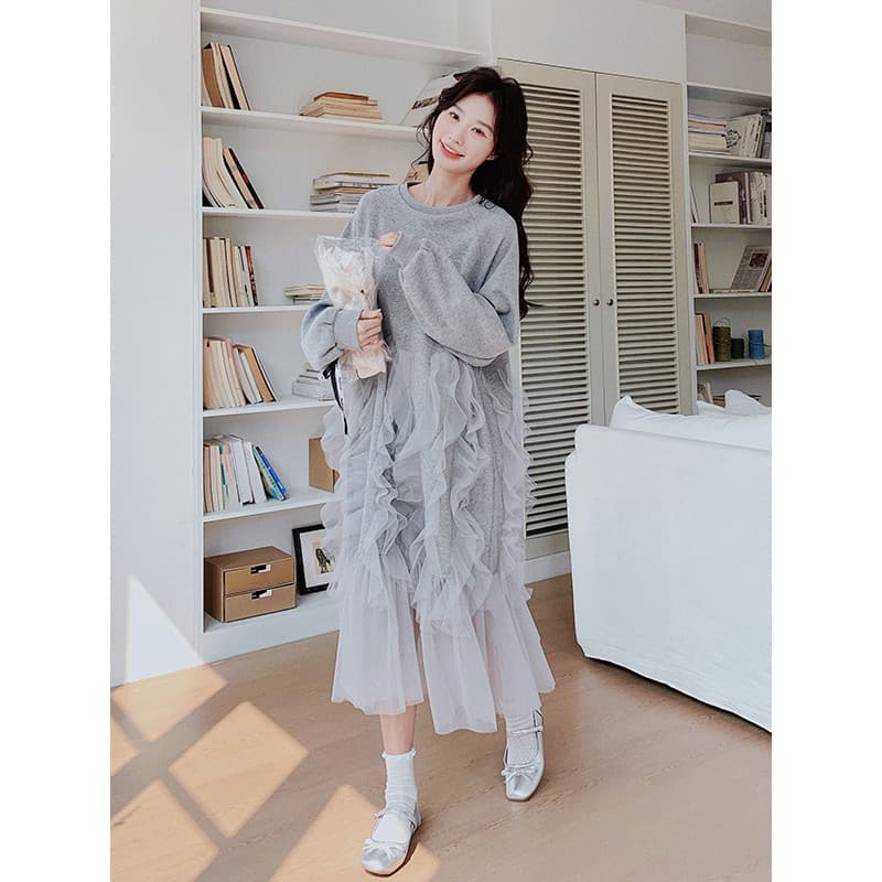 2025 outono estilo coreano cinza claro doce estilo Preppy moletom vestido feminino redução de idade Design gaze costura