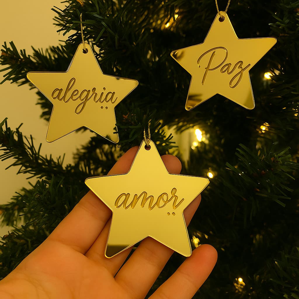 Kit Enfeites Árvore Natal 8 unid Acrílico Bolas e Estrelas Gravadas Decoração Natalina
