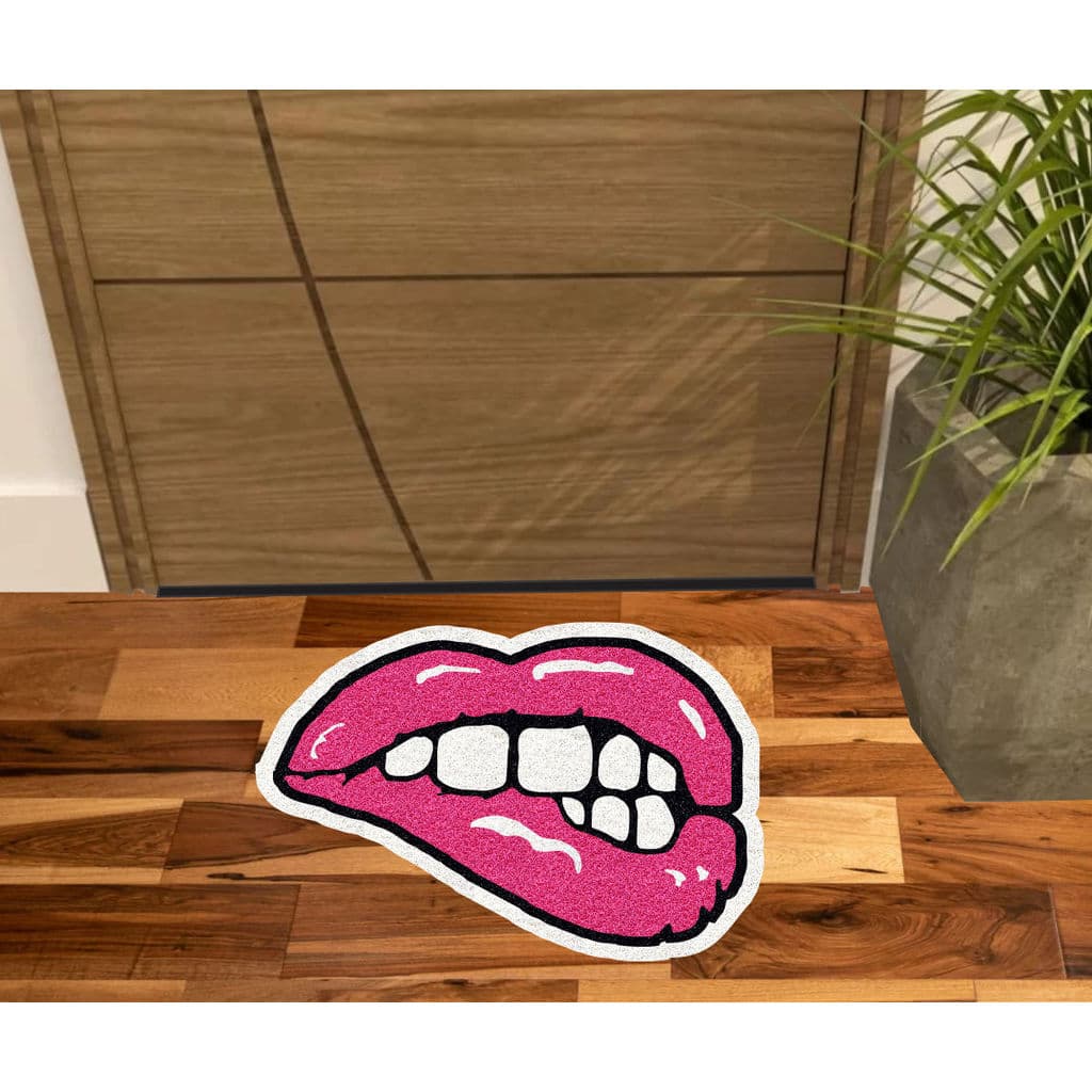 TAPETE CAPACHO BOCA ROSA COM BATOM, MEDIDA PORTA E DECORAÇÃO