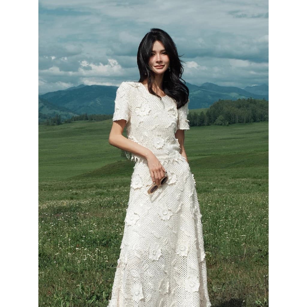 Verão bonito gigante bonito terno 2026 novo estilo único bonito High-End branco saia superior terno de duas peças