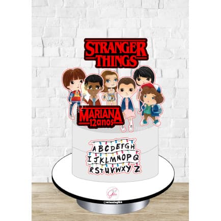 Topo de Bolo Stranger Things