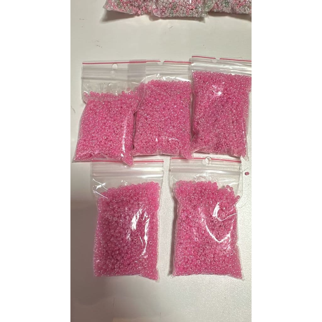 Minçanguinha mini 150g sortida e rosa miçanga vidro