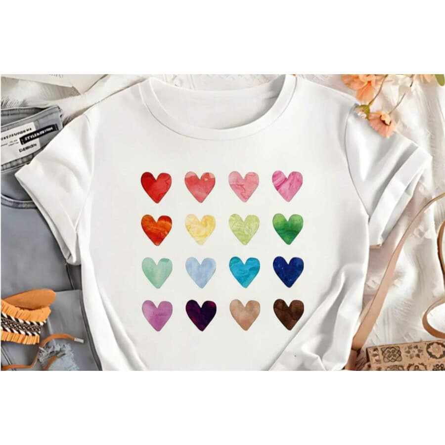 Camiseta 100% Algodão Feminina Corações Coloridos Estampa Fofa Lançamento 2025 Envio Imediato