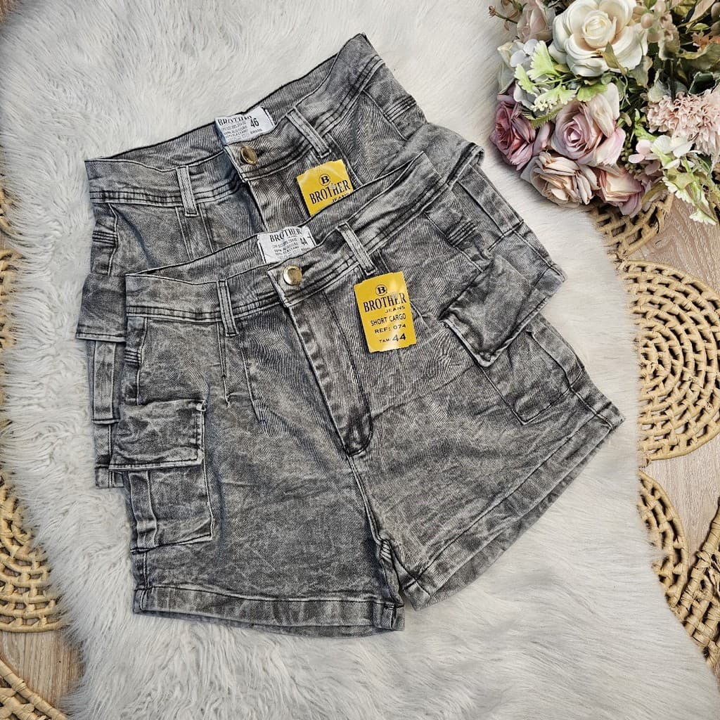 Short feminino cargo preto marmorizado cintura alta 34 a 46