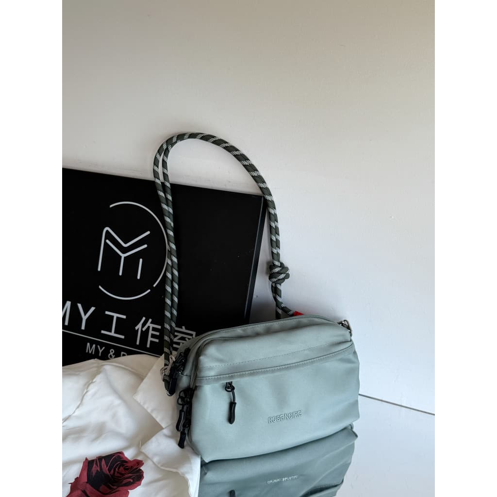 MY Bolsa cosmética multicamadas Bolsa mensageiro Casual à prova d'água com nó leve Bolsa mensageiro de um ombro Bolsa pe