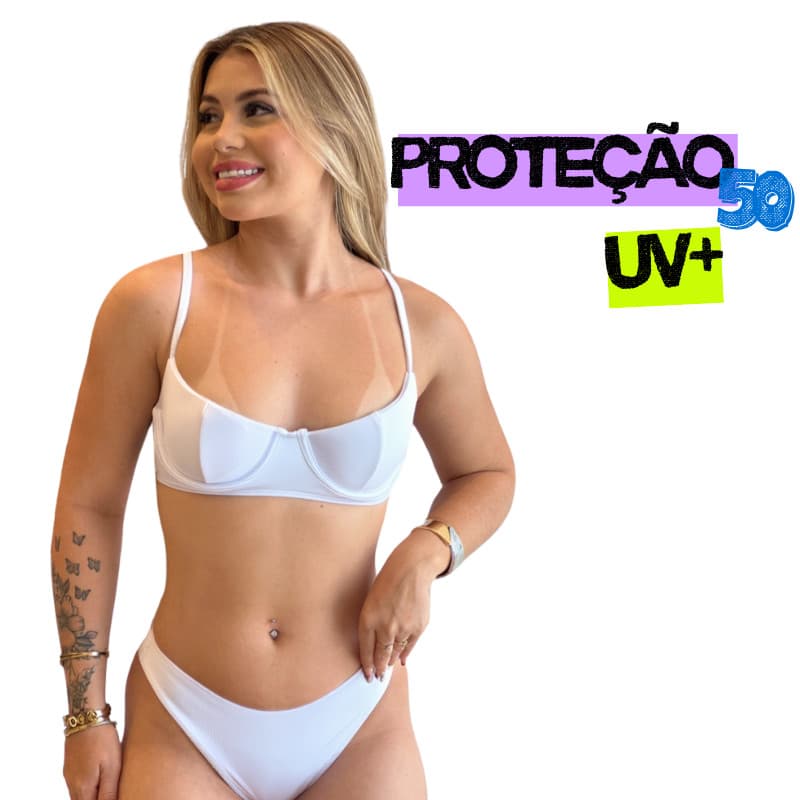 Conjunto Biquini de praia branco com calcinha asa delta fio sutiã meia taça com bojo e aro no busto