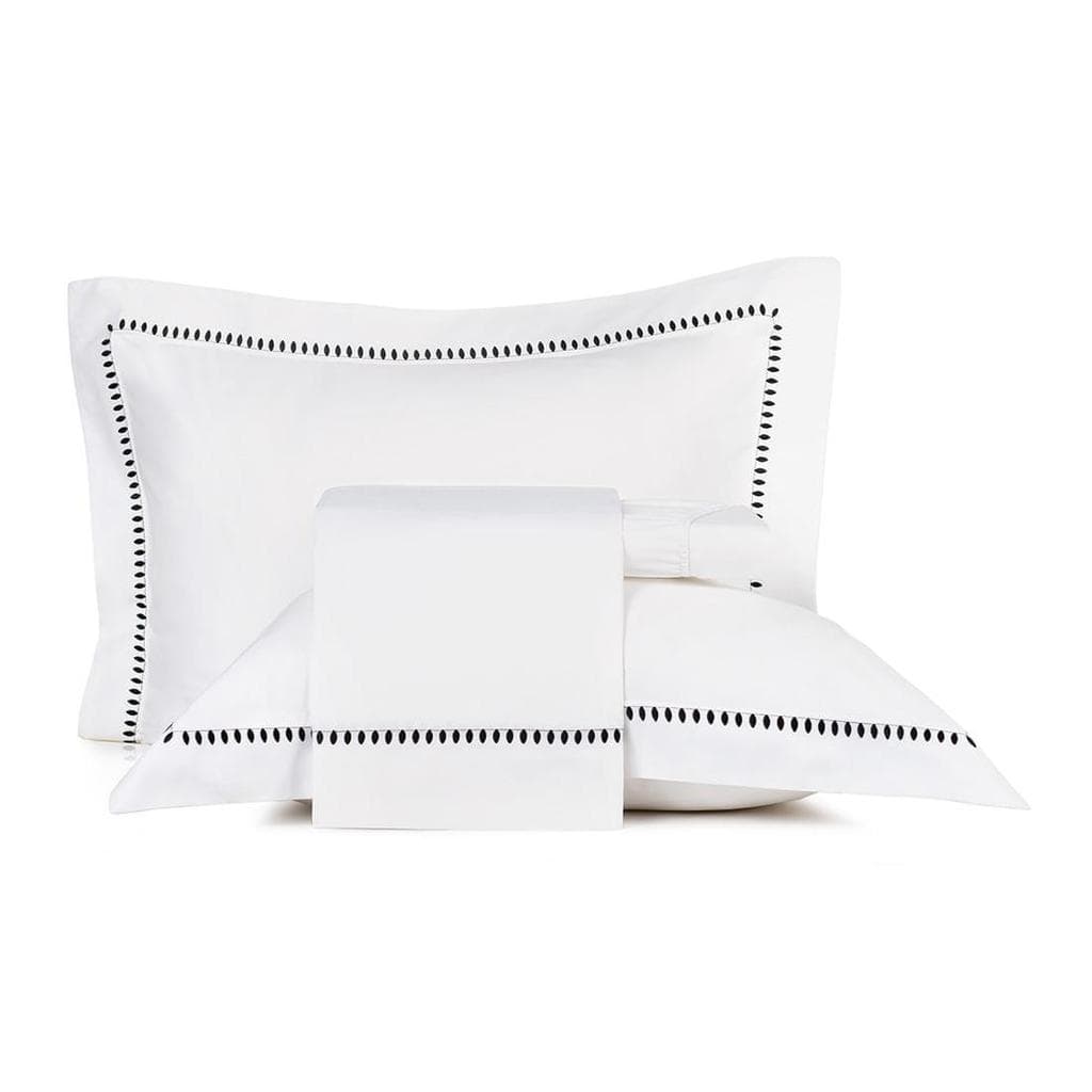 Jogo de Cama Casal Altenburg Bordados em Cetim 300 Fios Cerclê Preto