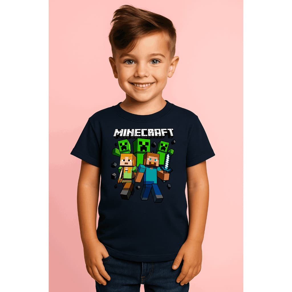 Camiseta Infantil Minecraft - Aventura Pixelada com Heróis e Creepers Lançamento